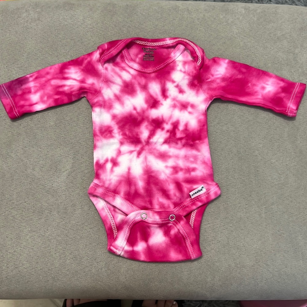 Gerber Newborn TyeDye Onsie